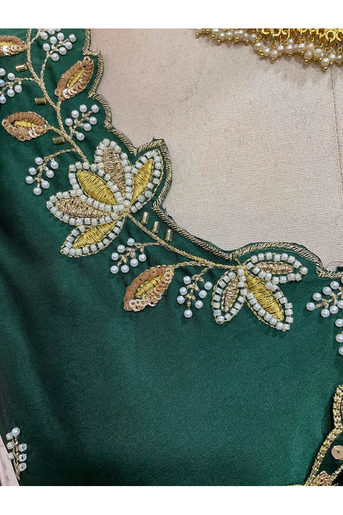 దక్షిణ భారత పండుగ సాంప్రదాయ హాఫ్ చీర (ఛవి) 