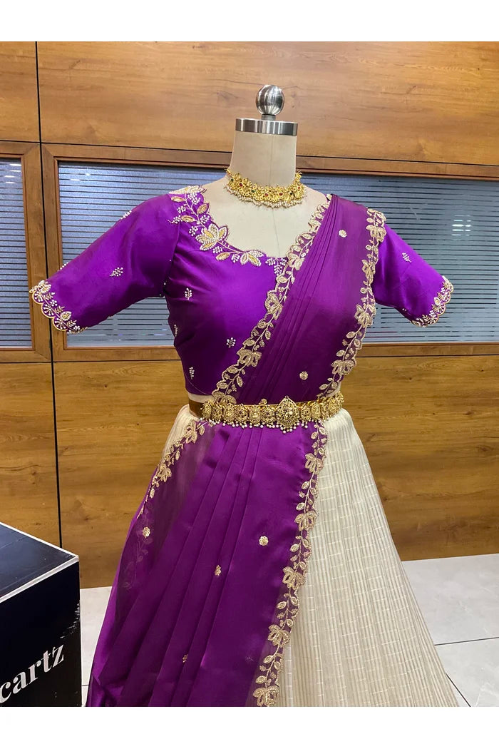 దక్షిణ భారత పండుగ సాంప్రదాయ హాఫ్ చీర (ఛవి) 