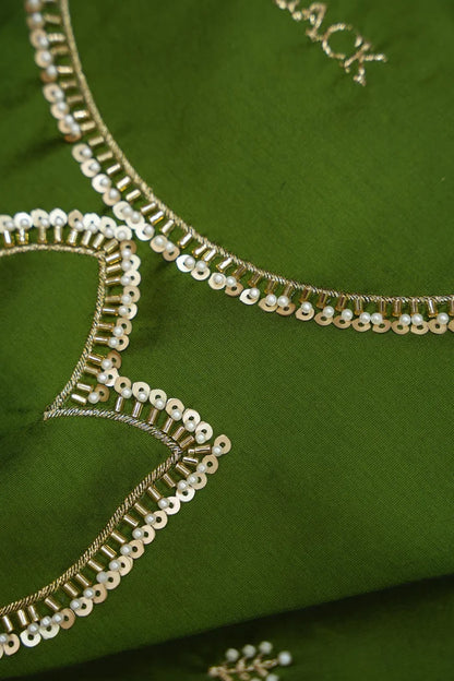 దక్షిణ భారత పండుగ సాంప్రదాయ హాఫ్ చీర (ఛవి) 