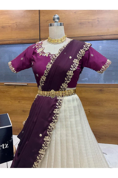 దక్షిణ భారత పండుగ సాంప్రదాయ హాఫ్ చీర (ఛవి) 