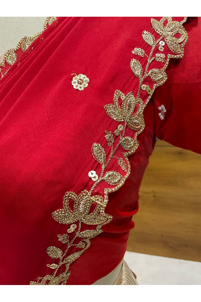 దక్షిణ భారత పండుగ సాంప్రదాయ హాఫ్ చీర (ఛవి) 