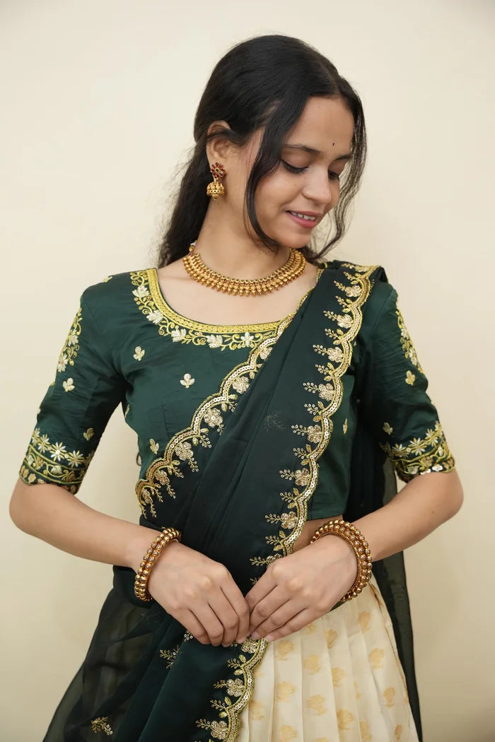 దక్షిణ భారత పండుగ సాంప్రదాయ హాఫ్ చీర (ఛవి) 