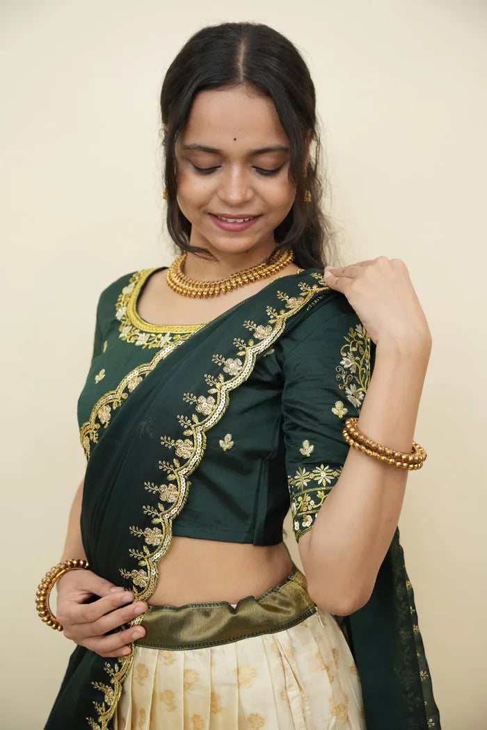దక్షిణ భారత పండుగ సాంప్రదాయ హాఫ్ చీర (ఛవి) 