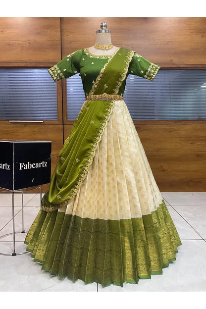 దక్షిణ భారత పండుగ సాంప్రదాయ హాఫ్ చీర (ఛవి) 