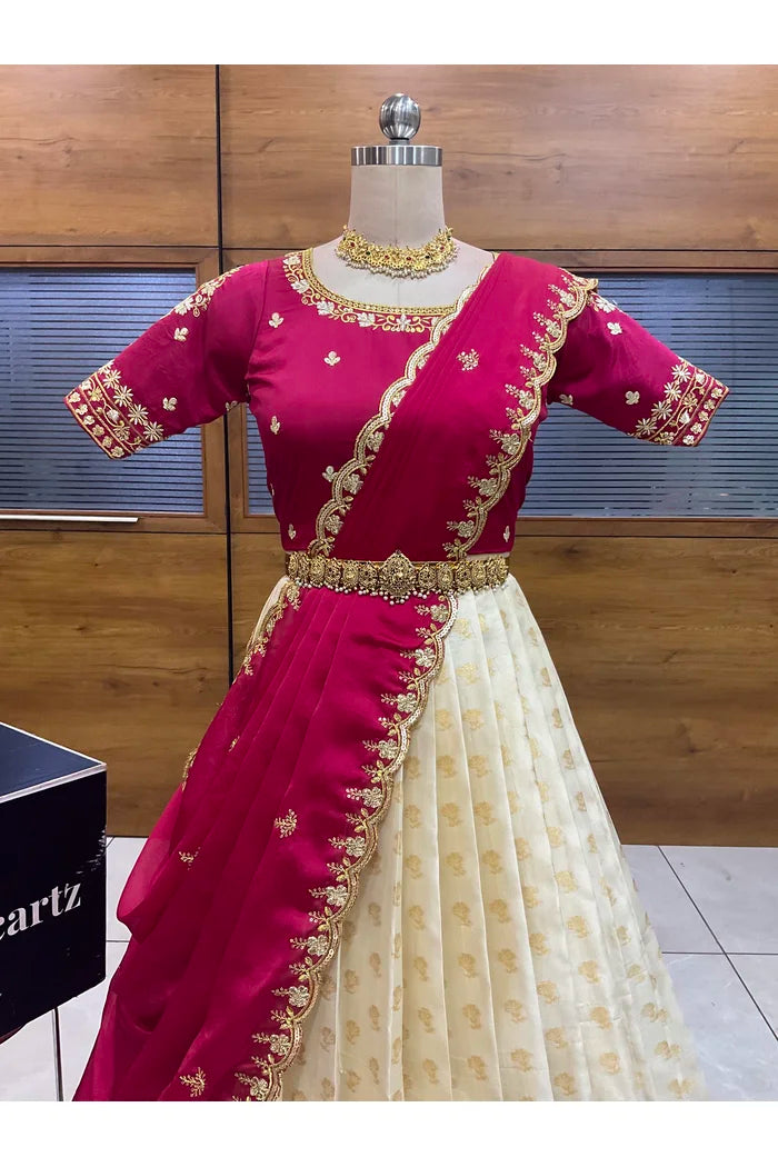 దక్షిణ భారత పండుగ సాంప్రదాయ హాఫ్ చీర (ఛవి) 