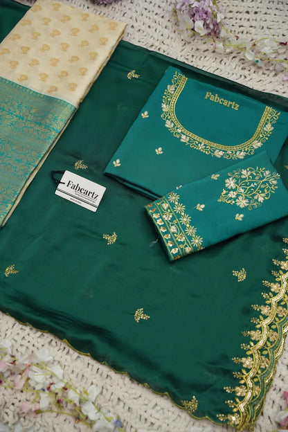 దక్షిణ భారత పండుగ సాంప్రదాయ హాఫ్ చీర (ఛవి) 