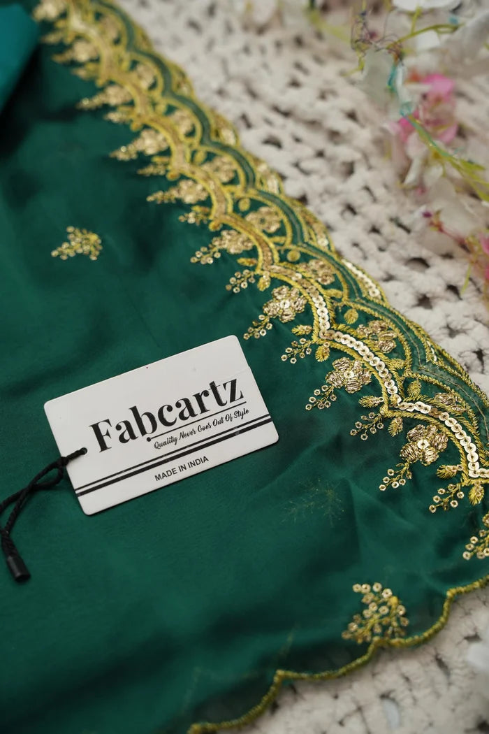 దక్షిణ భారత పండుగ సాంప్రదాయ హాఫ్ చీర (ఛవి) 