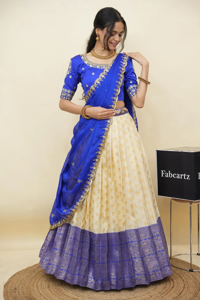 దక్షిణ భారత పండుగ సాంప్రదాయ హాఫ్ చీర (ఛవి) 