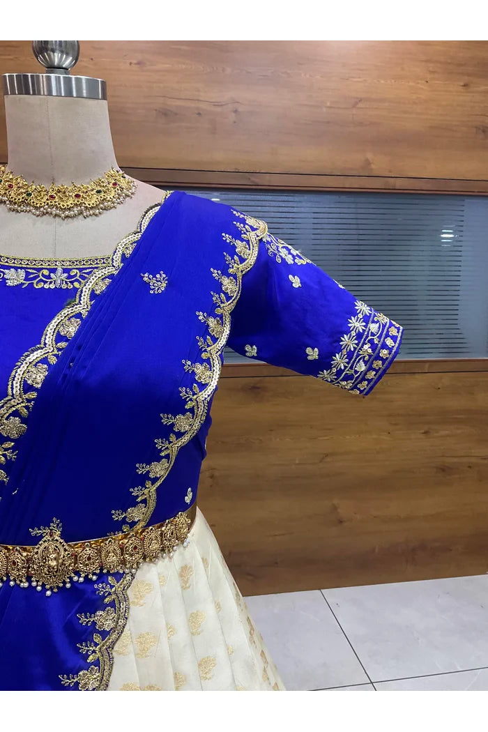 దక్షిణ భారత పండుగ సాంప్రదాయ హాఫ్ చీర (ఛవి) 