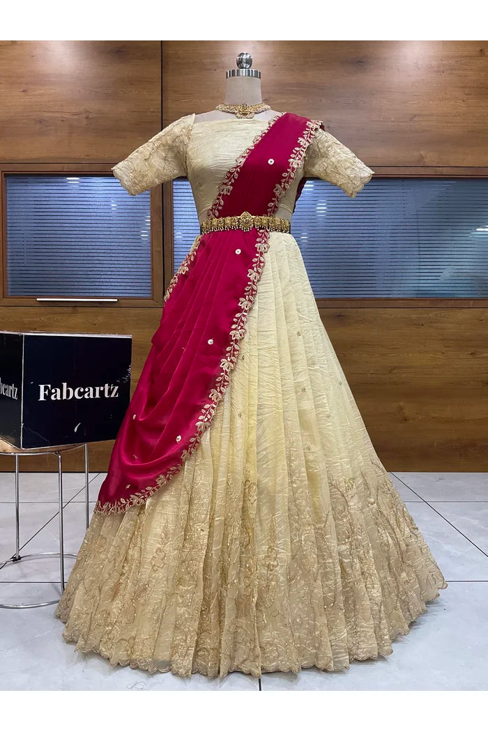 దక్షిణ భారత పండుగ సాంప్రదాయ హాఫ్ చీర (ఛవి) 