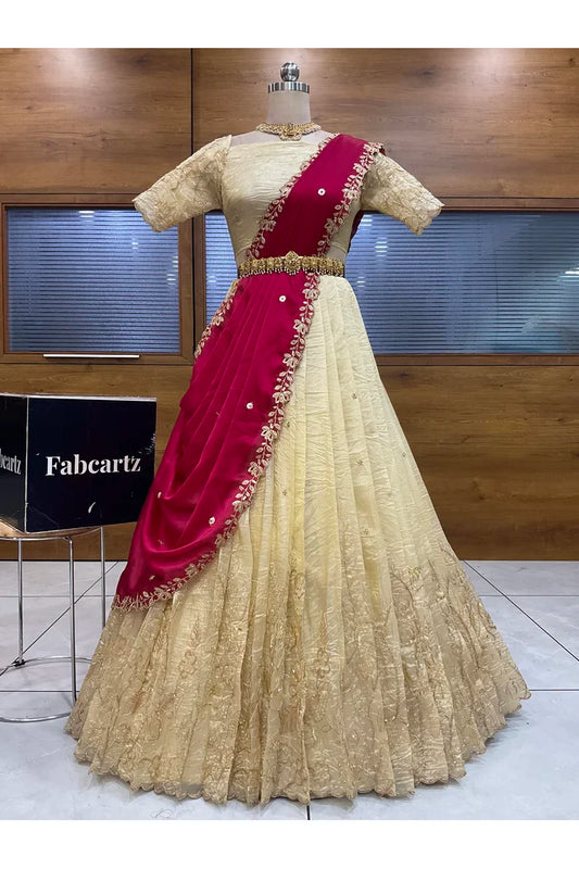 దక్షిణ భారత పండుగ సాంప్రదాయ హాఫ్ చీర (ఛవి) 