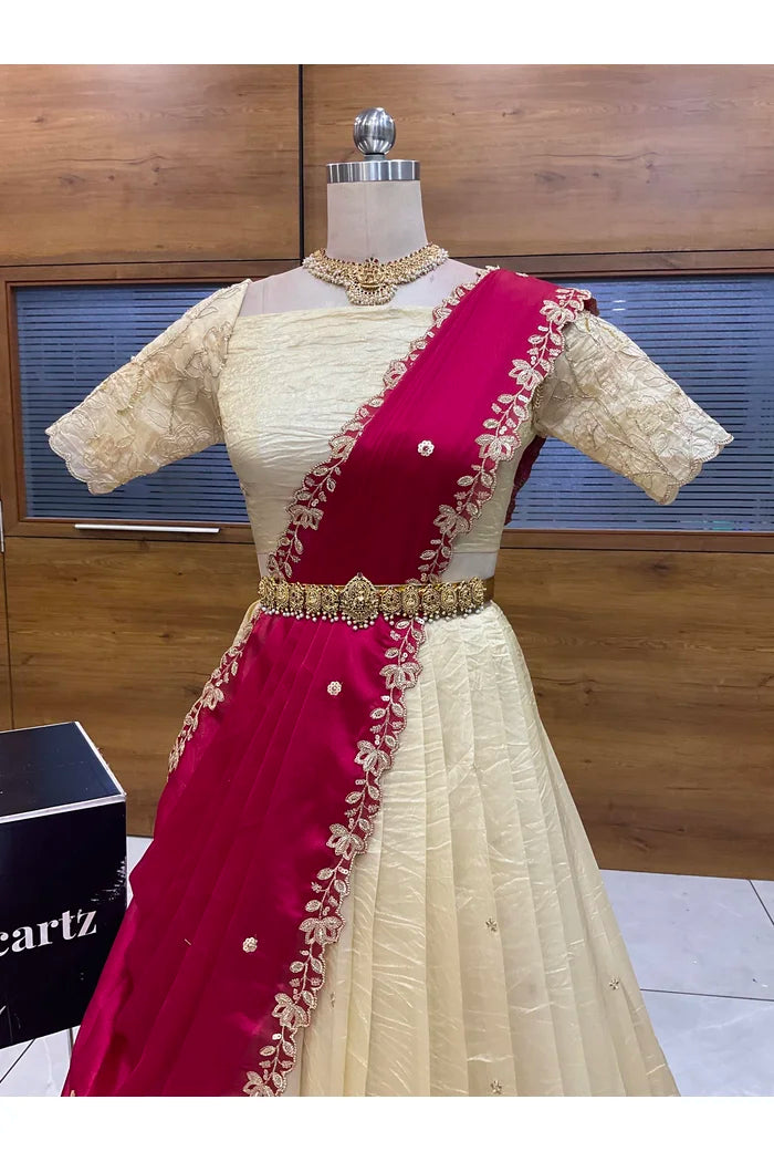 దక్షిణ భారత పండుగ సాంప్రదాయ హాఫ్ చీర (ఛవి) 