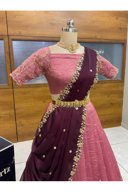 దక్షిణ భారత పండుగ సాంప్రదాయ హాఫ్ చీర (ఛవి) 