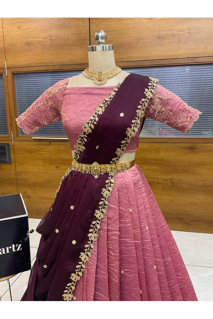 దక్షిణ భారత పండుగ సాంప్రదాయ హాఫ్ చీర (ఛవి) 