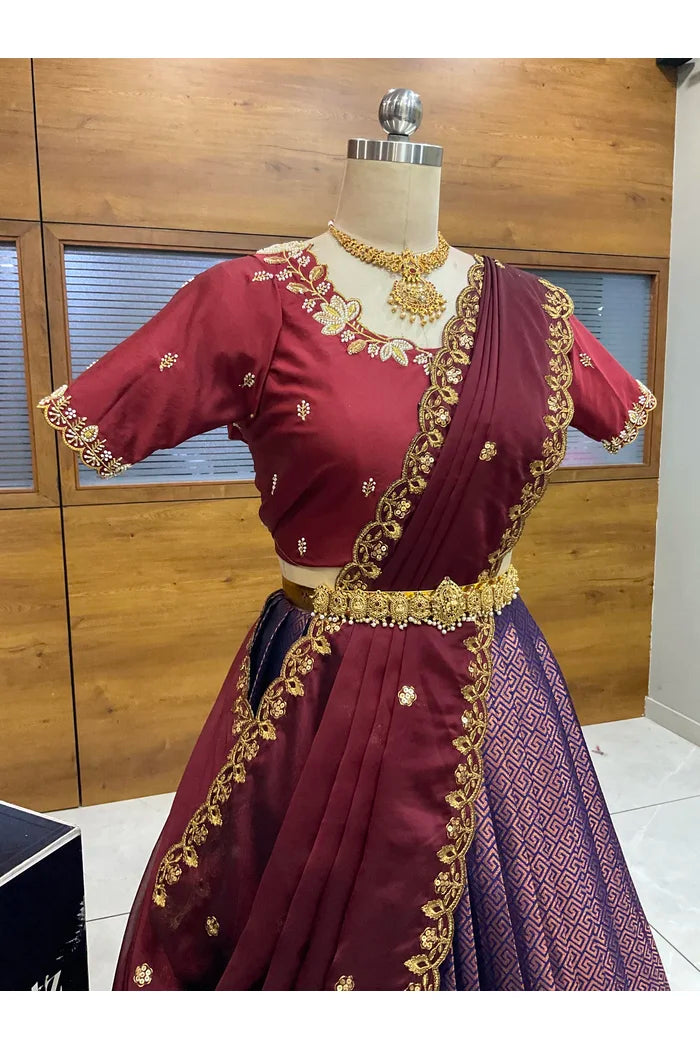 దక్షిణ భారత పండుగ సాంప్రదాయ హాఫ్ చీర (ఛవి) 