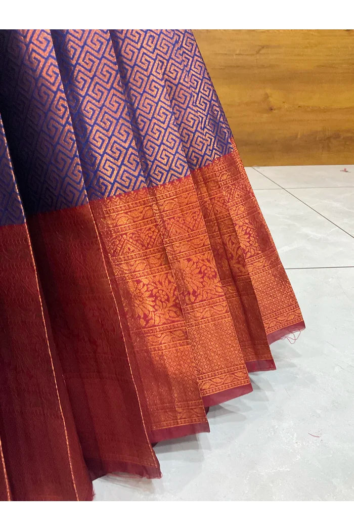 దక్షిణ భారత పండుగ సాంప్రదాయ హాఫ్ చీర (ఛవి) 