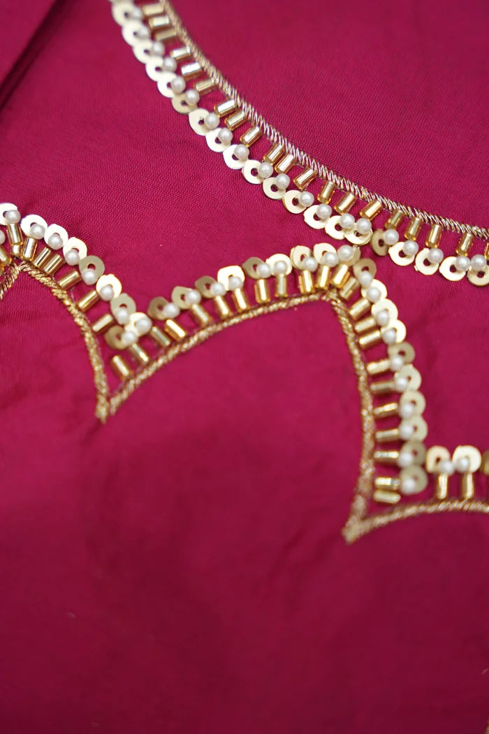 దక్షిణ భారత పండుగ సాంప్రదాయ హాఫ్ చీర (ఛవి) 