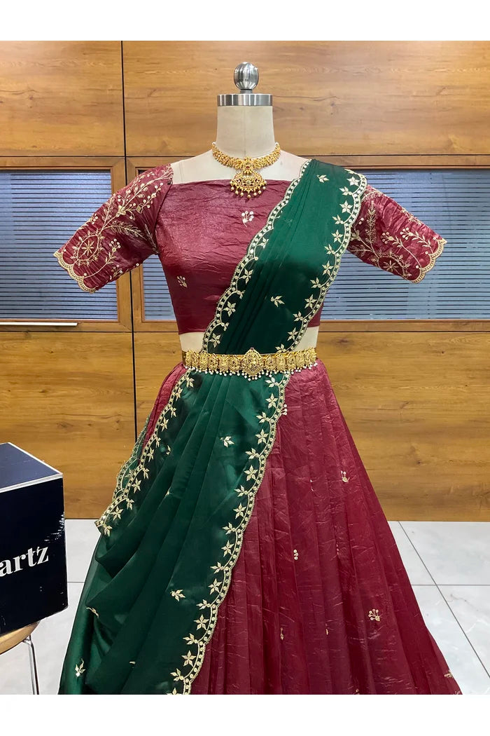 దక్షిణ భారత పండుగ సాంప్రదాయ హాఫ్ చీర (ఛవి) 