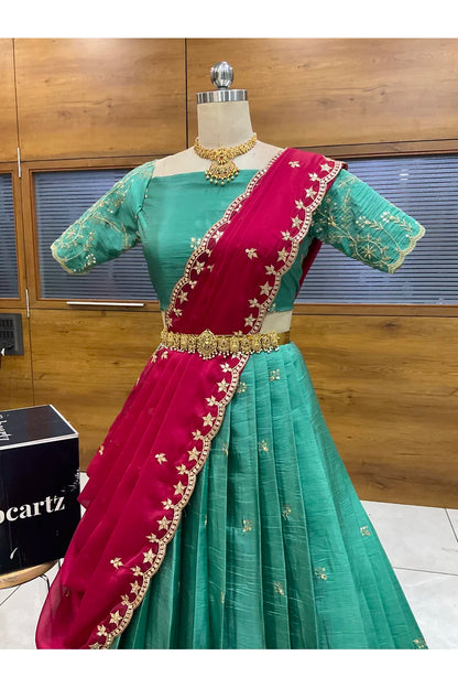 దక్షిణ భారత పండుగ సాంప్రదాయ హాఫ్ చీర (ఛవి) 