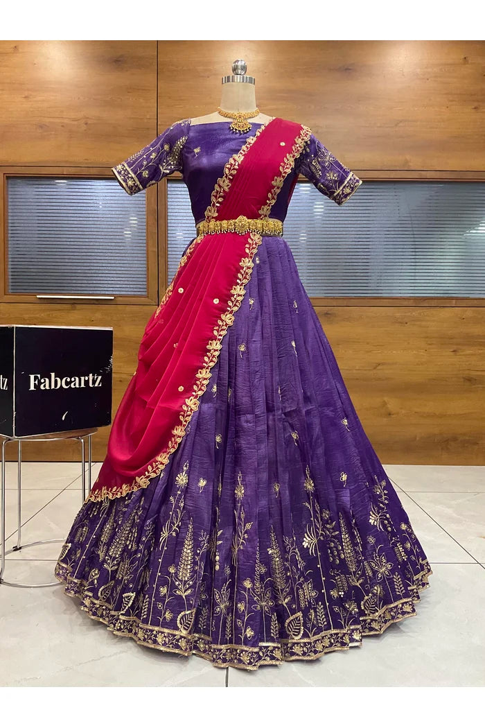 దక్షిణ భారత పండుగ సాంప్రదాయ హాఫ్ చీర (ఛవి) 