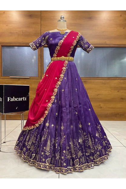 దక్షిణ భారత పండుగ సాంప్రదాయ హాఫ్ చీర (ఛవి) 