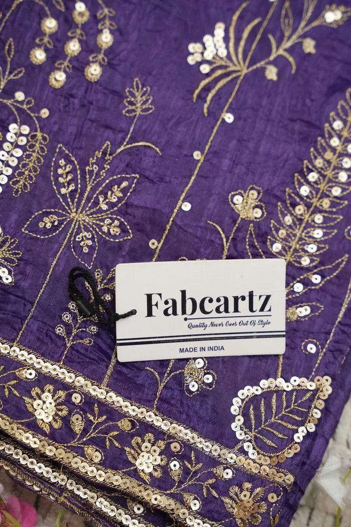 దక్షిణ భారత పండుగ సాంప్రదాయ హాఫ్ చీర (ఛవి) 