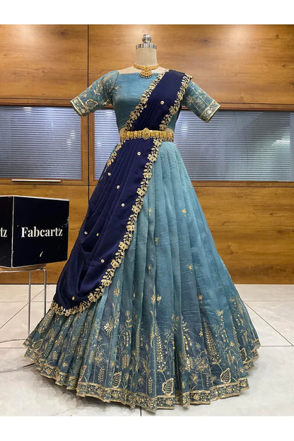 దక్షిణ భారత పండుగ సాంప్రదాయ హాఫ్ చీర (ఛవి) 