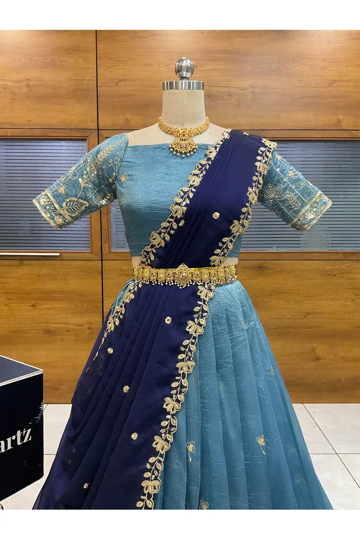 దక్షిణ భారత పండుగ సాంప్రదాయ హాఫ్ చీర (ఛవి) 