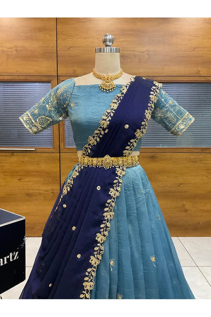 దక్షిణ భారత పండుగ సాంప్రదాయ హాఫ్ చీర (ఛవి) 