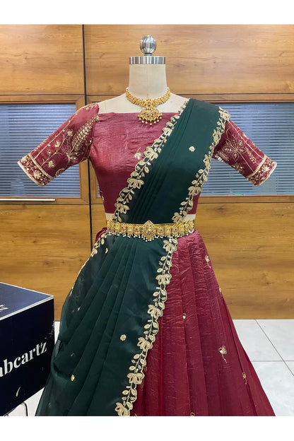 దక్షిణ భారత పండుగ సాంప్రదాయ హాఫ్ చీర (ఛవి) 