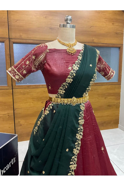 దక్షిణ భారత పండుగ సాంప్రదాయ హాఫ్ చీర (ఛవి) 