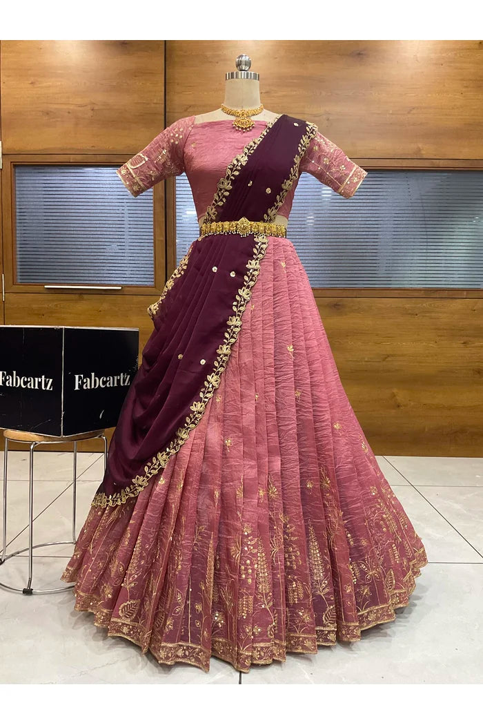 దక్షిణ భారత పండుగ సాంప్రదాయ హాఫ్ చీర (ఛవి) 