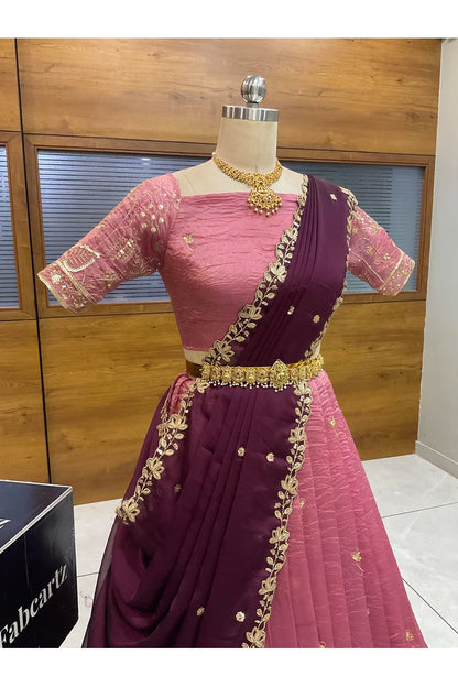 దక్షిణ భారత పండుగ సాంప్రదాయ హాఫ్ చీర (ఛవి) 