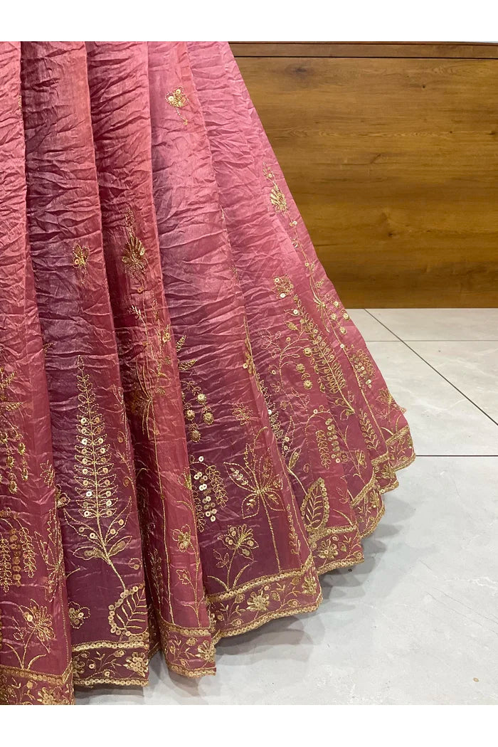 దక్షిణ భారత పండుగ సాంప్రదాయ హాఫ్ చీర (ఛవి) 