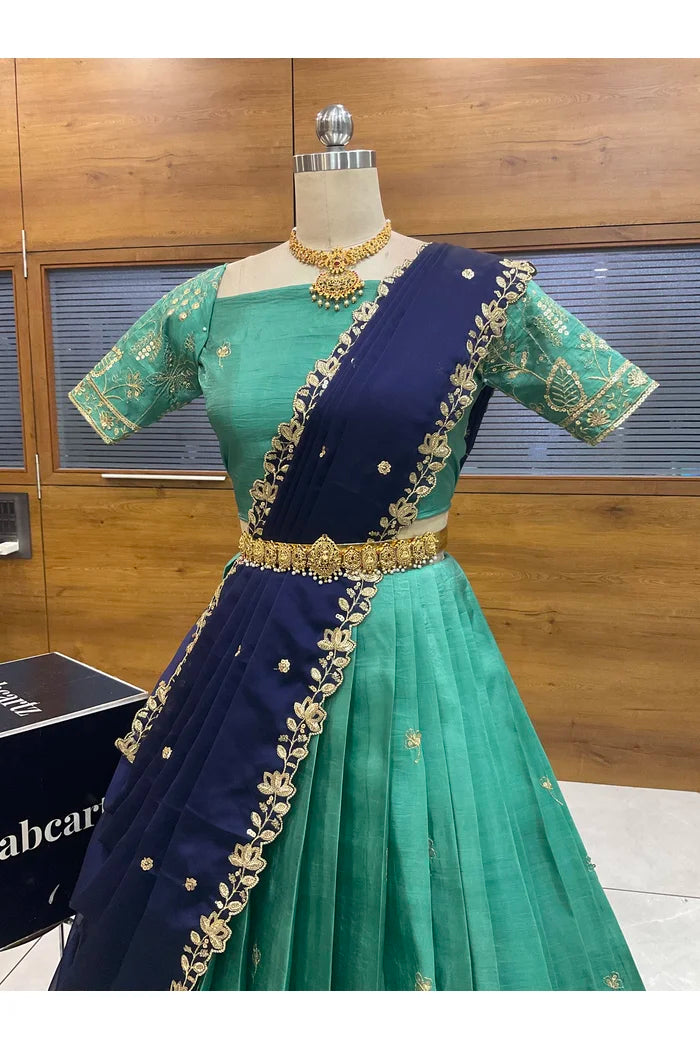 దక్షిణ భారత పండుగ సాంప్రదాయ హాఫ్ చీర (ఛవి) 