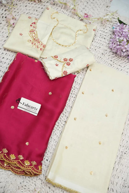 దక్షిణ భారత పండుగ సాంప్రదాయ హాఫ్ చీర (ఛవి) 