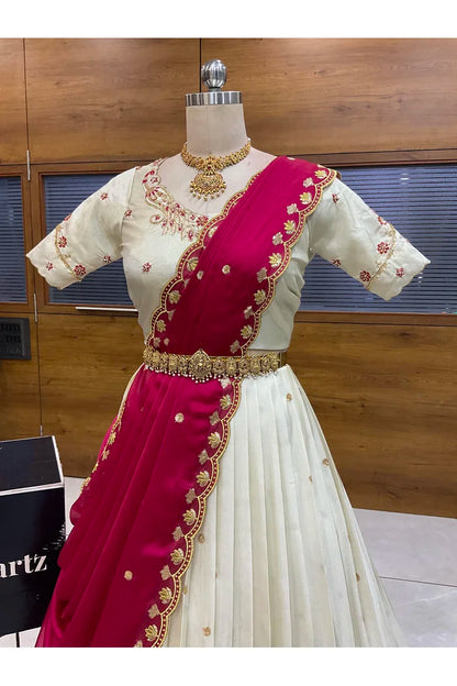 దక్షిణ భారత పండుగ సాంప్రదాయ హాఫ్ చీర (ఛవి) 