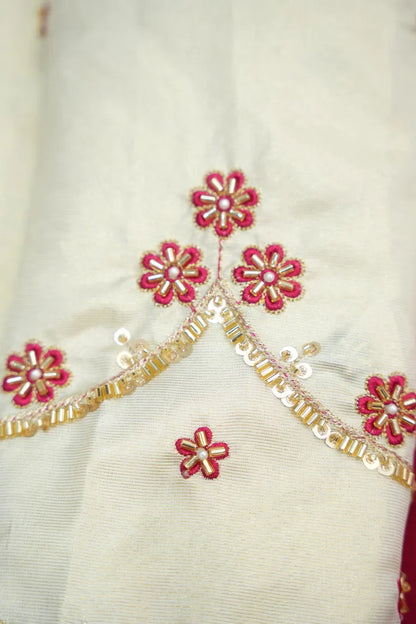 దక్షిణ భారత పండుగ సాంప్రదాయ హాఫ్ చీర (ఛవి) 