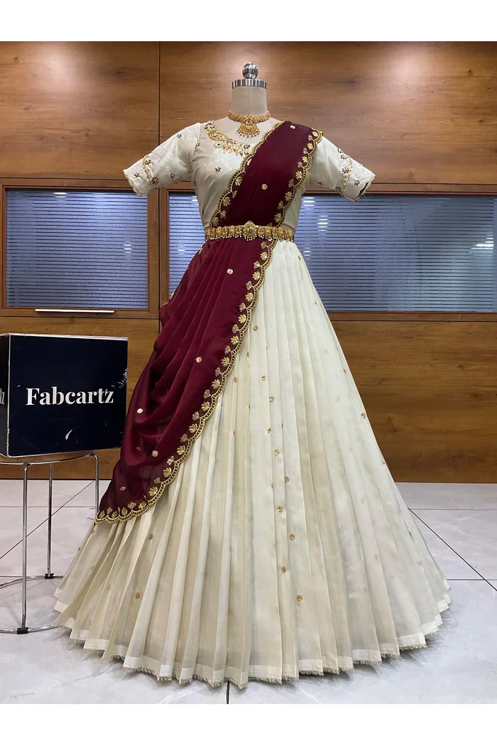 దక్షిణ భారత పండుగ సాంప్రదాయ హాఫ్ చీర (ఛవి) 