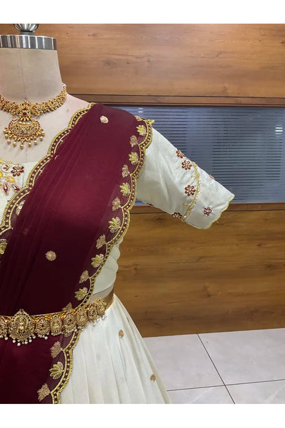 దక్షిణ భారత పండుగ సాంప్రదాయ హాఫ్ చీర (ఛవి) 