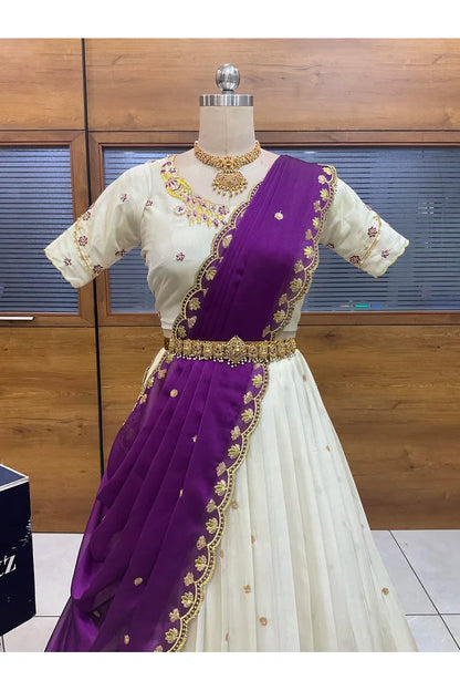 దక్షిణ భారత పండుగ సాంప్రదాయ హాఫ్ చీర (ఛవి) 