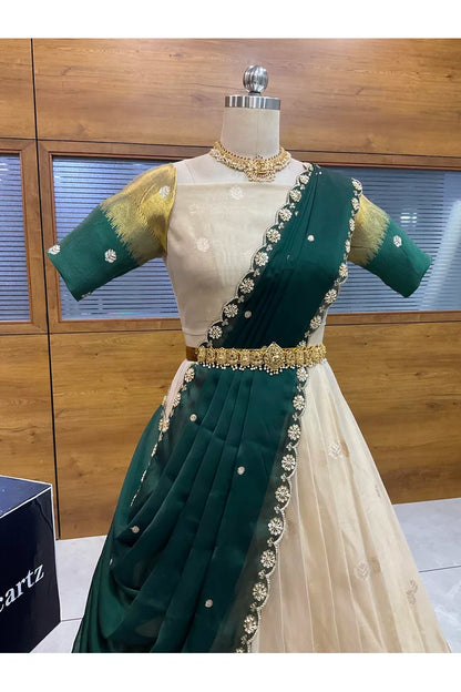 దక్షిణ భారత పండుగ సాంప్రదాయ హాఫ్ చీర (ఛవి) 