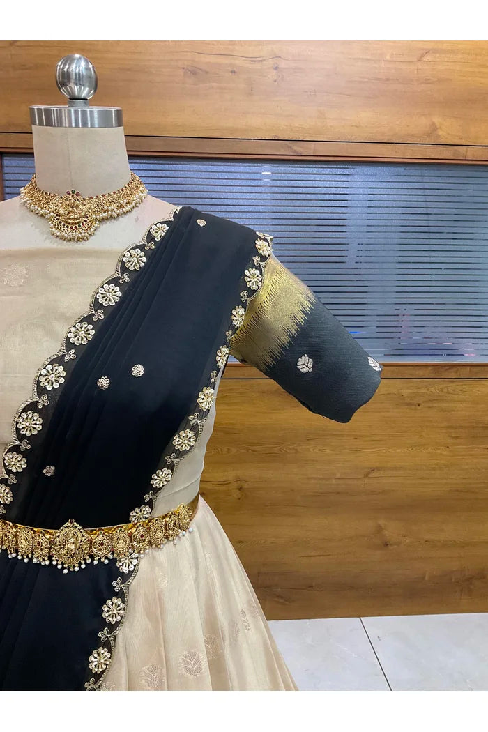 దక్షిణ భారత పండుగ సాంప్రదాయ హాఫ్ చీర (ఛవి) 