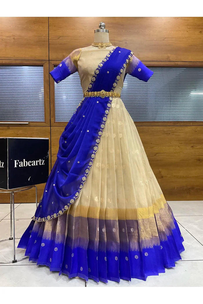 దక్షిణ భారత పండుగ సాంప్రదాయ హాఫ్ చీర (ఛవి) 