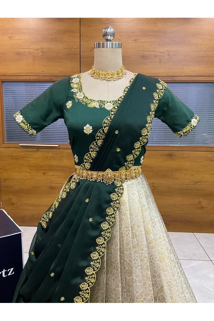 దక్షిణ భారత పండుగ సాంప్రదాయ హాఫ్ చీర (ఛవి) 