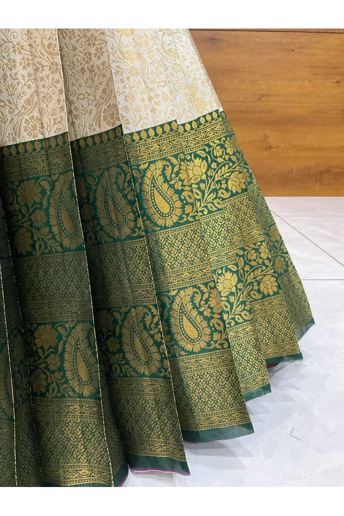 దక్షిణ భారత పండుగ సాంప్రదాయ హాఫ్ చీర (ఛవి) 