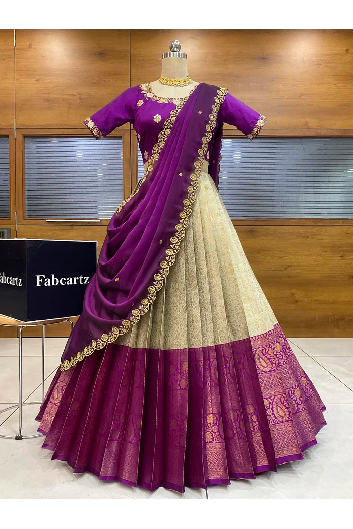 దక్షిణ భారత పండుగ సాంప్రదాయ హాఫ్ చీర (ఛవి) 