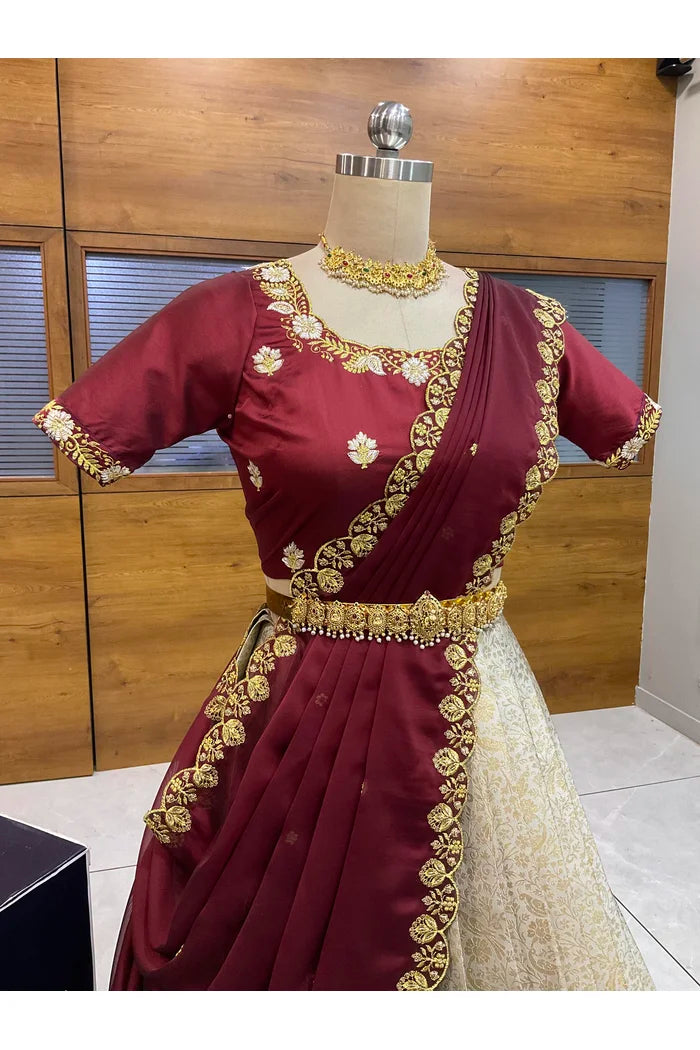దక్షిణ భారత పండుగ సాంప్రదాయ హాఫ్ చీర (ఛవి) 