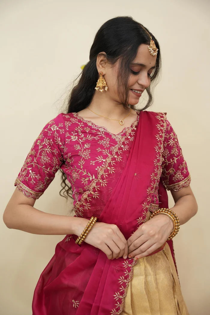 దక్షిణ భారత పండుగ సాంప్రదాయ హాఫ్ చీర (ఛవి) 