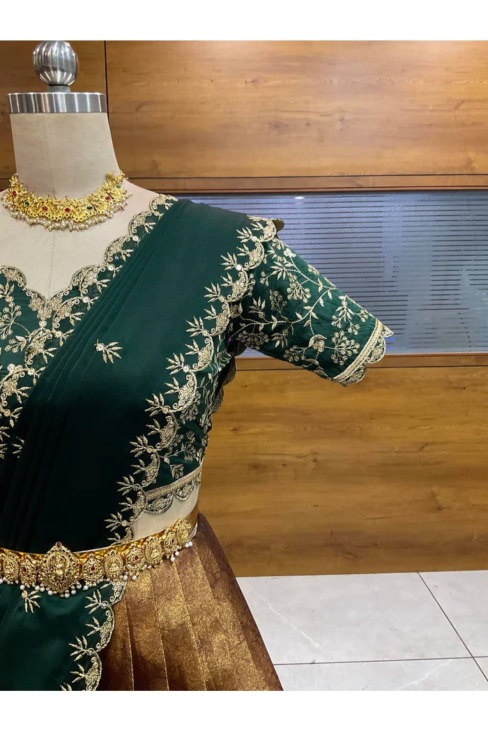 దక్షిణ భారత పండుగ సాంప్రదాయ హాఫ్ చీర (ఛవి) 